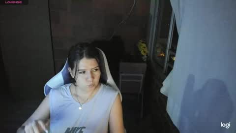 Snapshot of brilovers chatting on 09/09/25, 11:37 Briana69 online show from 09/09/25, 11:37