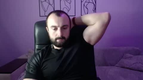 brindlefly69 online show from 11/24/25, 11:43