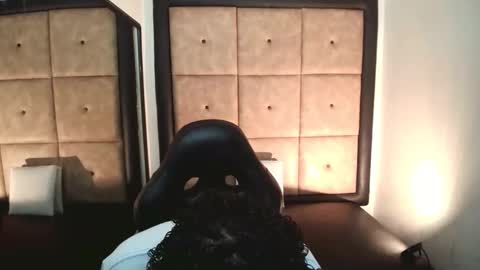 BrindyMichell online show from 10/17/25, 07:16