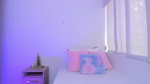 Snapshot of brisa_blue chatting on 12/09/24, 06:14 Brisa online show from 12/09/24, 06:14