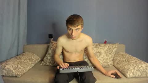 bristlebback online show from 11/14/25, 06:28