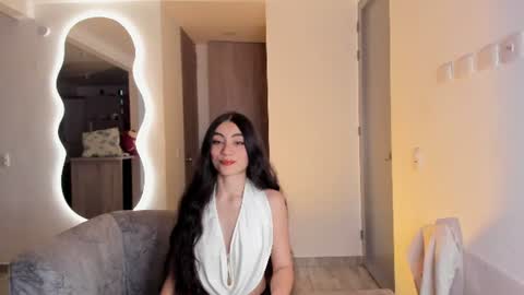 Snapshot of britany__lenox chatting on 06/30/26, 02:56 britany lenox online show from 06/30/26, 02:56