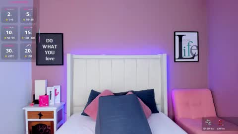 Britany online show from 11/08/25, 09:35