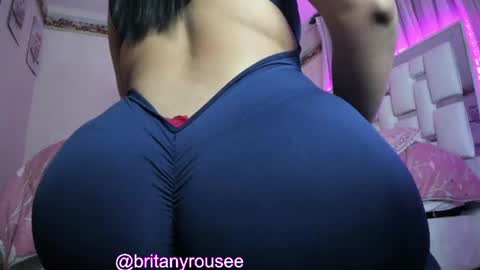 Snapshot of britanyrousee chatting on 07/21/26, 11:40 Emily online show from 07/21/26, 11:40