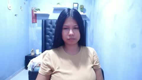 Snapshot of britanyx1 chatting on 05/11/26, 02:45 britanyx1 online show from 05/11/26, 02:45