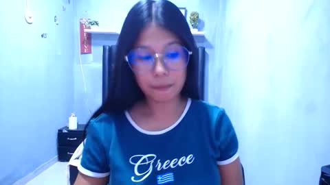 Snapshot of britanyx1 chatting on 06/10/26, 02:49 britanyx1 online show from 06/10/26, 02:49