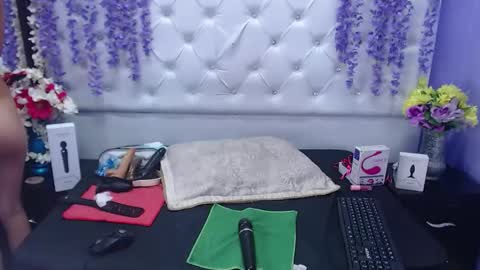 Brithany  online show from 01/30/25, 09:25