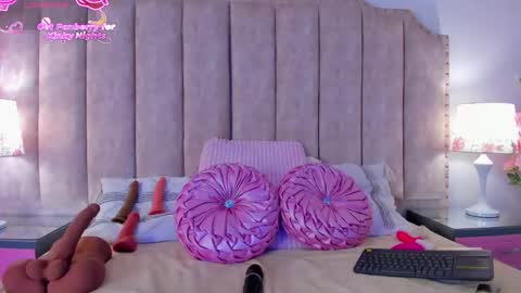 brithanyparker_ online show from 03/06/26, 07:05