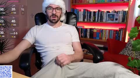 Snapshot of britishpoet chatting on 12/20/24, 01:54 Callum online show from 12/20/24, 01:54