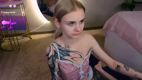 Britney online show from 02/20/25, 08:58