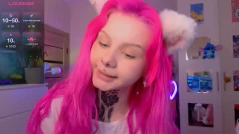 Britney online show from 10/10/25, 08:19