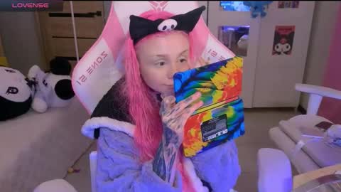 Britney online show from 10/22/25, 05:34