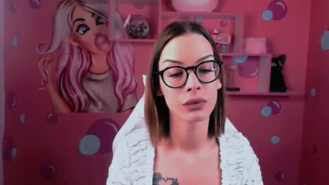 Snapshot of britney_owens chatting on 01/17/26, 03:28 Britney online show from 01/17/26, 03:28