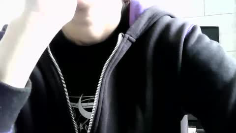 Britney online show from 09/28/25, 09:14