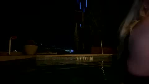 britneycherry08 online show from 04/22/26, 07:44