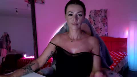 Snapshot of britneydivine chatting on 05/21/26, 11:50 Britney online show from 05/21/26, 11:50