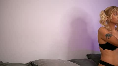 britneyhudson online show from 10/20/25, 03:40