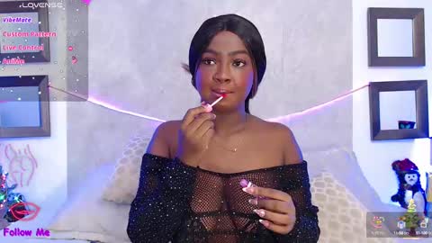 brittany 25 years old  happy as a worm  online show from 12/29/24, 09:39