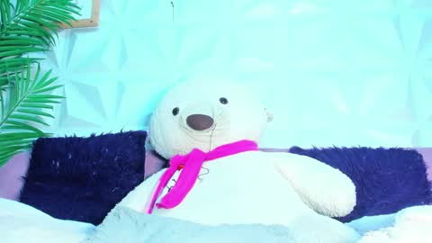 BRIYIT     online show from 10/01/25, 10:27