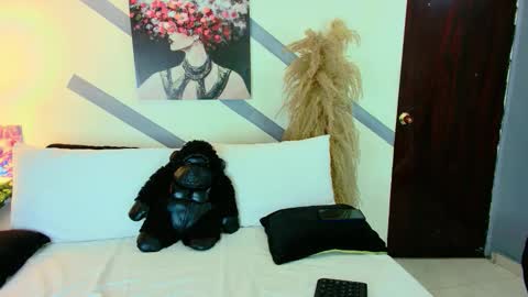 Briyith Gonza online show from 12/16/25, 05:18