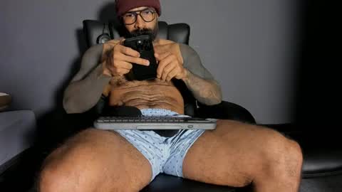 Snapshot of brockhurn_ chatting on 05/20/26, 12:28 brockhurn_ online show from 05/20/26, 12:28