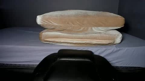 Snapshot of brockhurn_ chatting on 05/20/26, 02:56 brockhurn_ online show from 05/20/26, 02:56