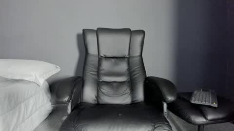 Snapshot of brockhurn_ chatting on 05/29/26, 01:03 brockhurn_ online show from 05/29/26, 01:03