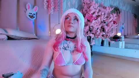     online show from 12/21/25, 02:57