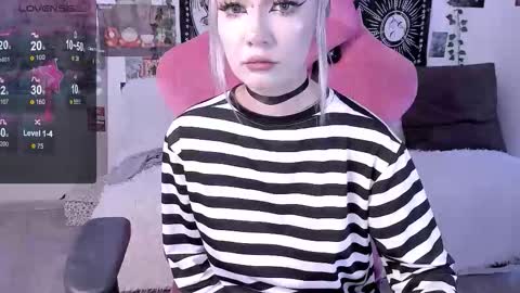 Martha online show from 09/26/25, 09:02