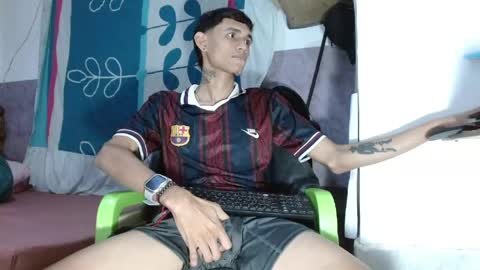 brook_17 online show from 04/21/26, 12:01