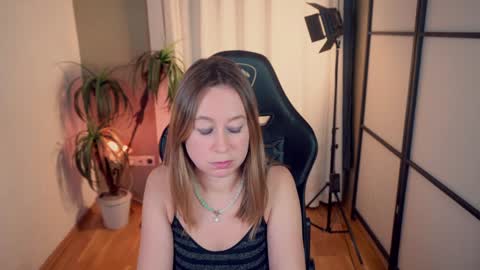 Snapshot of brooke_evans_ chatting on 01/18/25, 12:02 Brooke online show from 01/18/25, 12:02