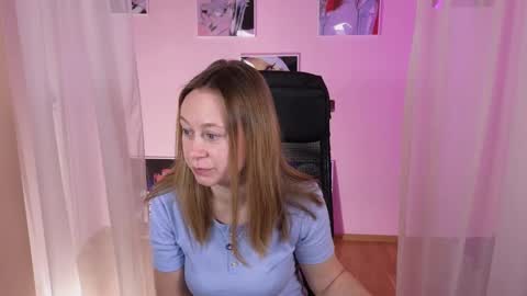 Snapshot of brooke_evans_ chatting on 02/14/25, 08:48 Brooke online show from 02/14/25, 08:48