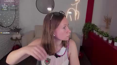 Lady Brooke online show from 03/06/26, 09:00