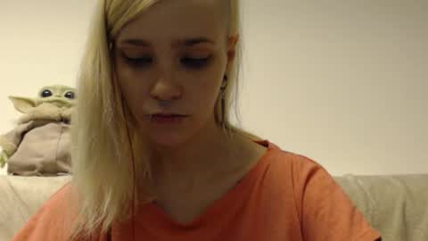 Snapshot of brookewylde_20 chatting on 11/12/25, 04:18 brookewylde_20 online show from 11/12/25, 04:18