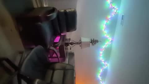 Snapshot of brookiebabyyyx3 chatting on 12/28/24, 10:58 brooke online show from 12/28/24, 10:58