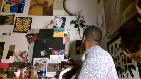 Snapshot of brooklyninfinity chatting on 09/15/25, 12:10 brooklyninfinity online show from 09/15/25, 12:10