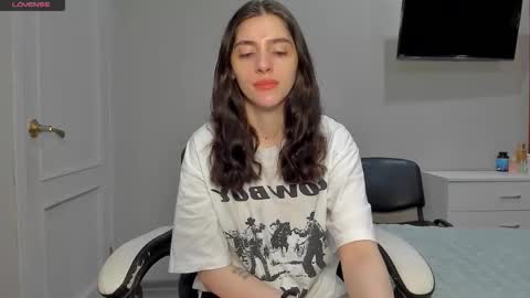 broosnica1 online show from 12/17/25, 07:14