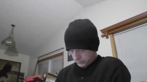 Snapshot of browndog5580 chatting on 01/03/25, 02:21 browndog5580 online show from 01/03/25, 02:21