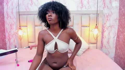Snapshot of brownie_delicious chatting on 01/06/25, 06:31 Sara online show from 01/06/25, 06:31