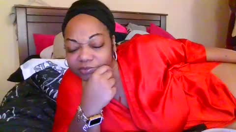 brownroundrenee online show from 11/20/25, 11:21