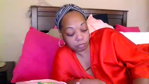 brownroundrenee online show from 06/04/26, 12:11