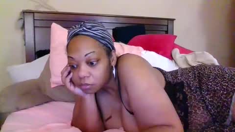 brownroundrenee online show from 06/09/26, 10:27