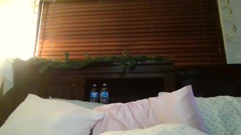 EtherealLilac online show from 01/05/25, 11:44