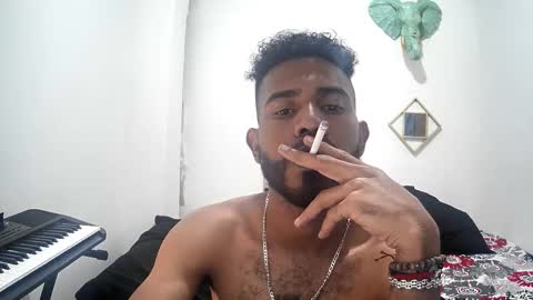 bruce_1111 online show from 10/21/25, 02:45