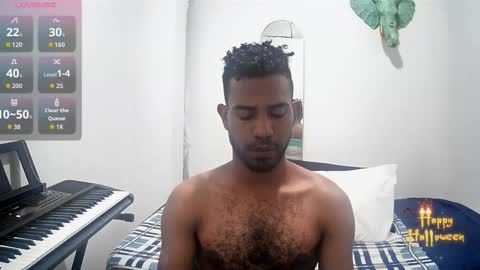 bruce_1111 online show from 10/31/25, 08:32