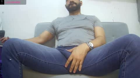 Snapshot of bruce_bigg chatting on 05/14/26, 05:47 Bruce online show from 05/14/26, 05:47