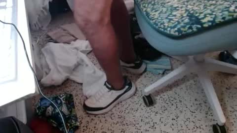 bruceb124u online show from 11/12/25, 01:00