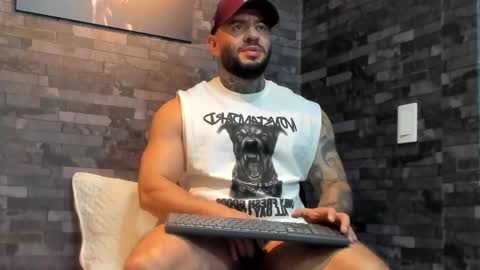 Snapshot of brucedallas chatting on 05/16/26, 12:29 brucedallas online show from 05/16/26, 12:29