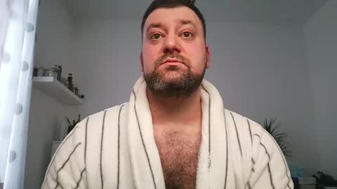 Bruce online show from 04/01/26, 05:10