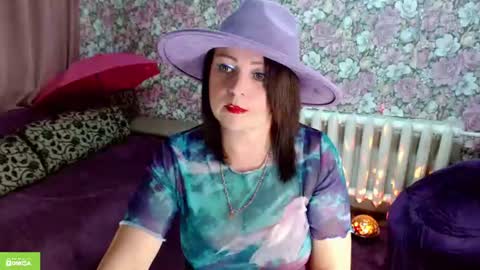 Snapshot of brunette7786 chatting on 06/24/26, 07:35 Julia online show from 06/24/26, 07:35